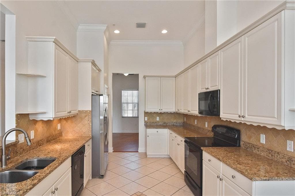 14551 Dolce Vista RD 202-15