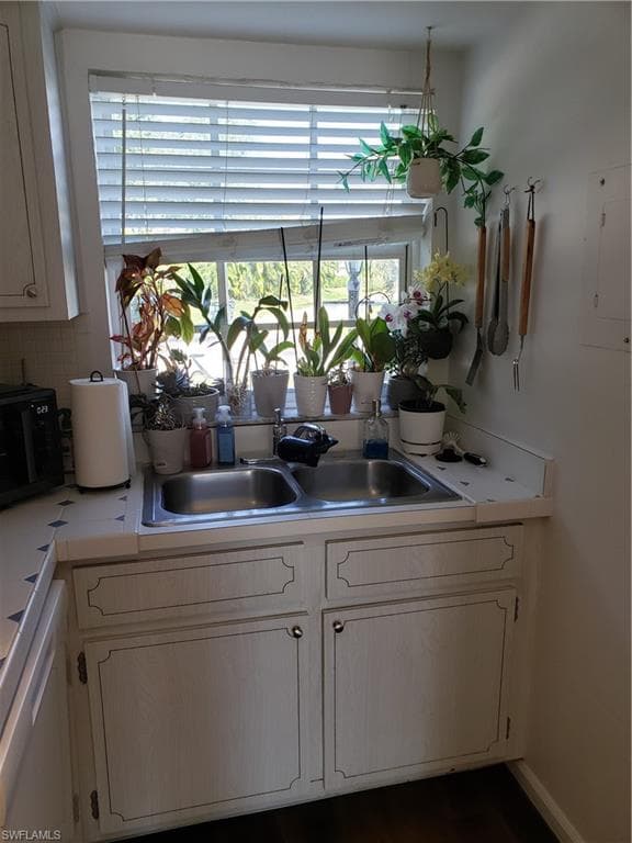 864 Courtington LN 1-15