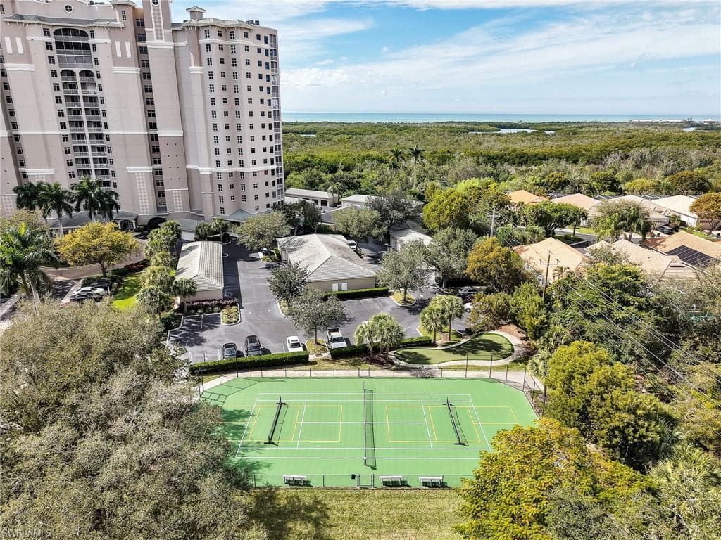 900 Arbor Lake DR 9-103-28