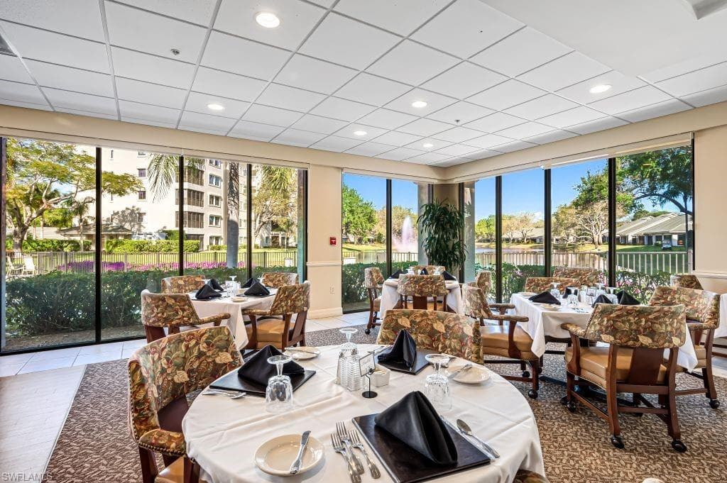900 Arbor Lake DR 9-103-37