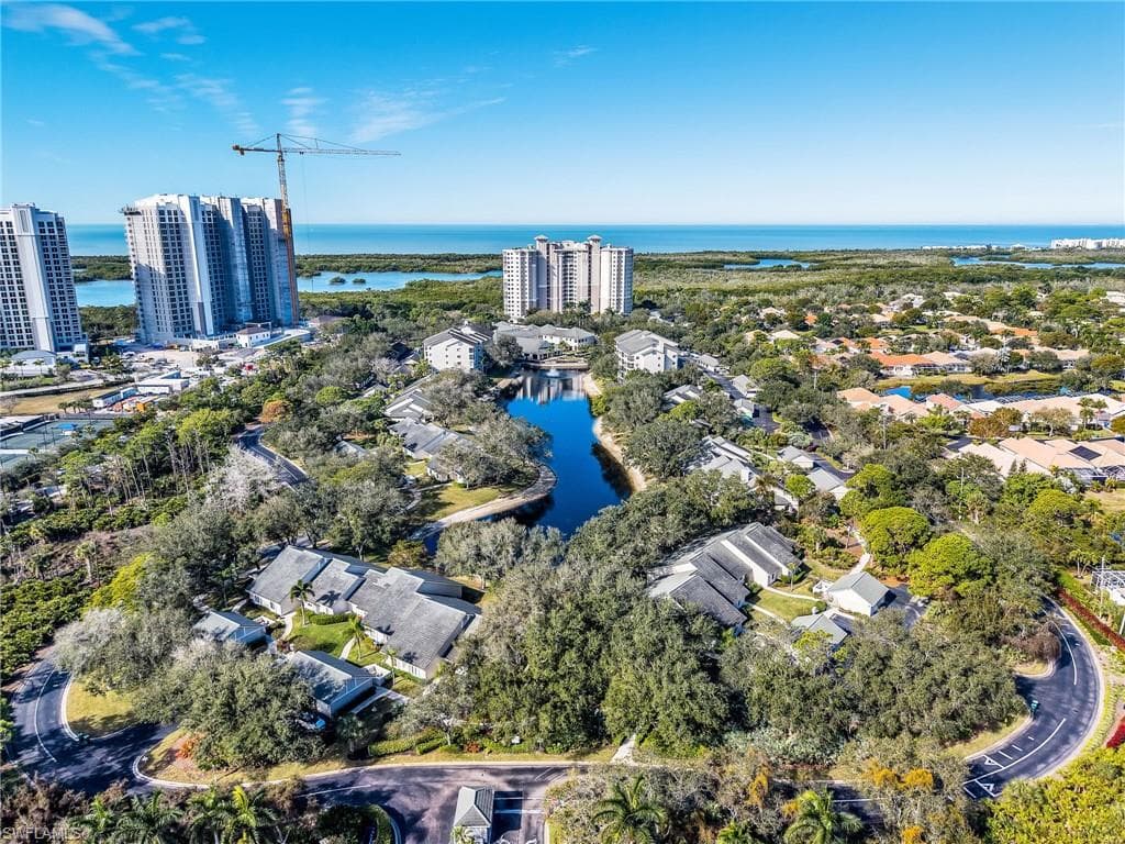 900 Arbor Lake DR 9-103-25