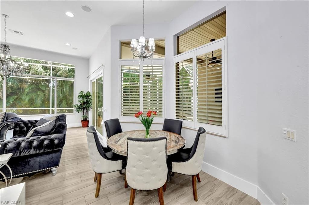 8910 Paseo De Valencia ST-17