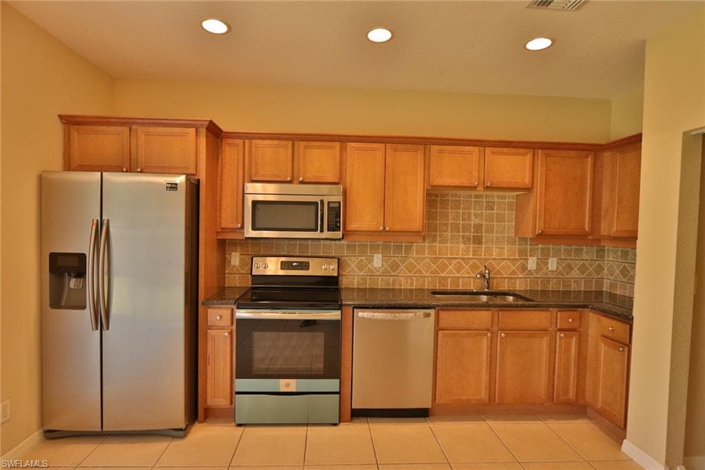 17615 Brickstone LOOP-6
