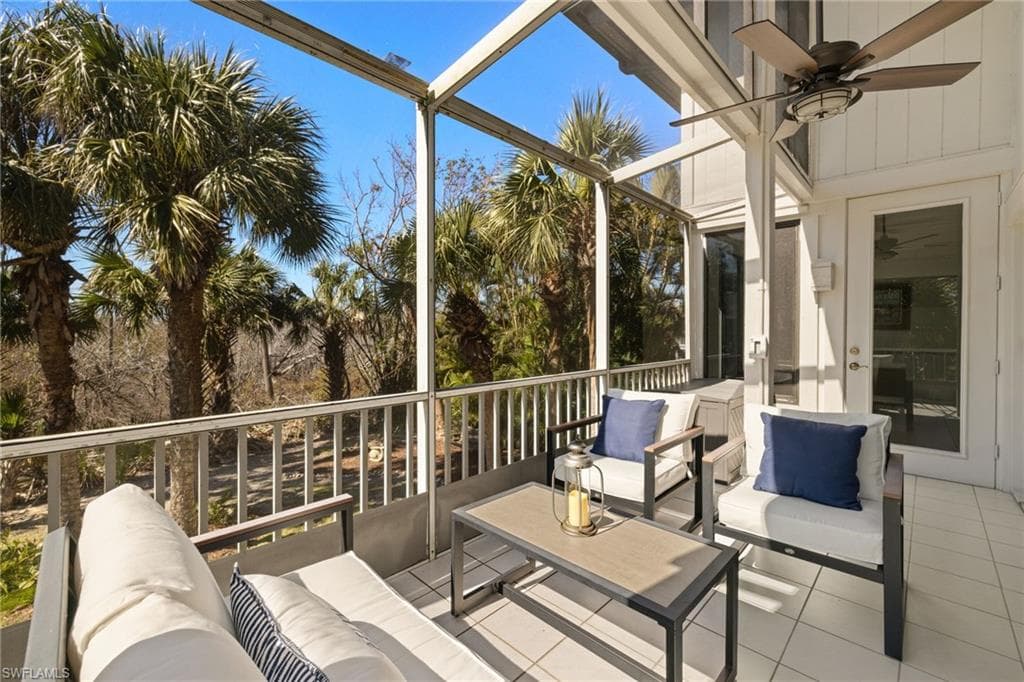 974 Greenwood CT S-14