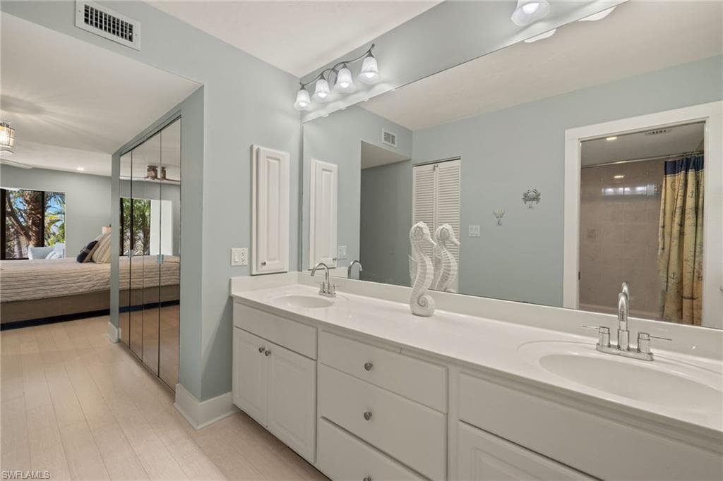 974 Greenwood CT S-21