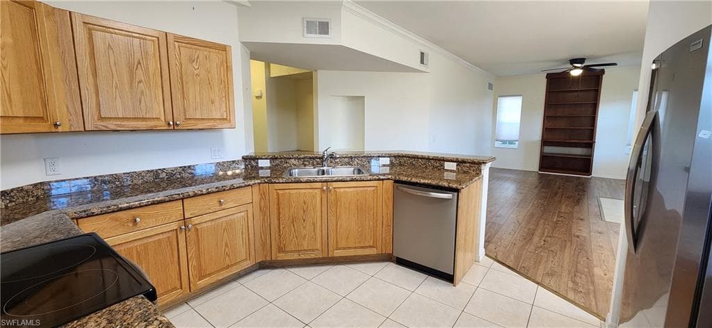 1794 Concordia Lake CIR 2603-6