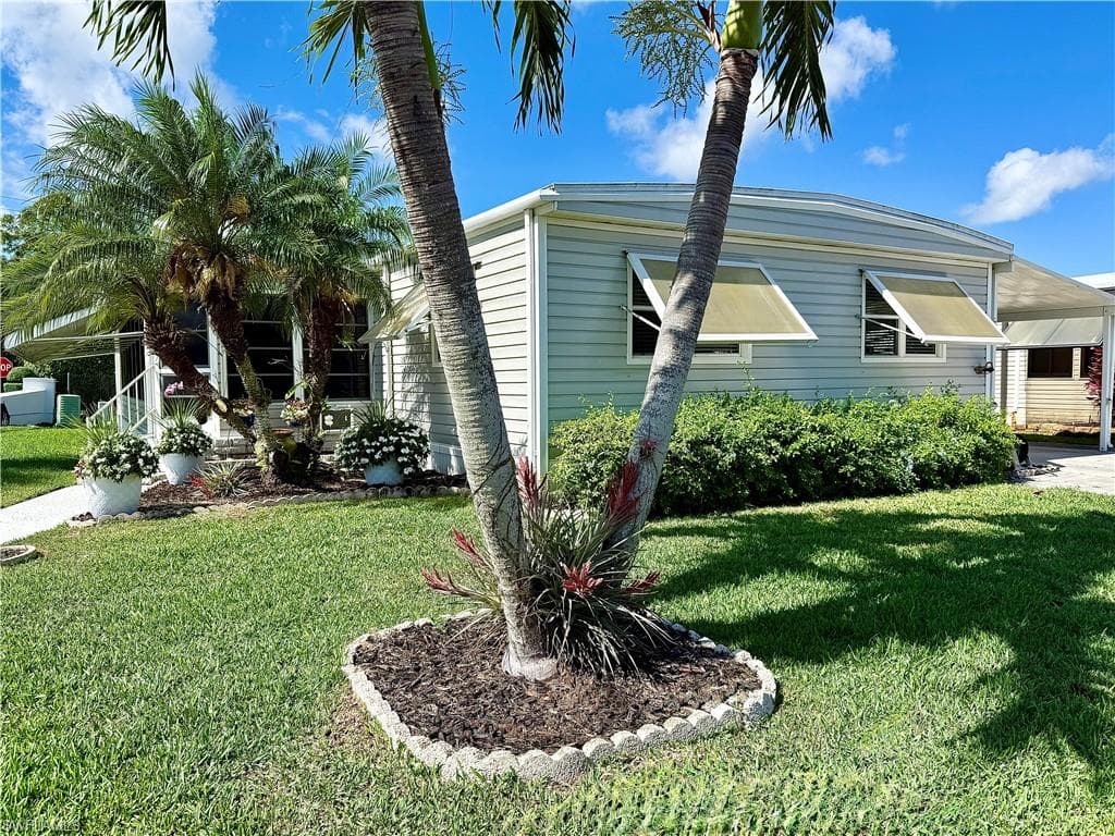 22 Turquoise AVE 22T-2