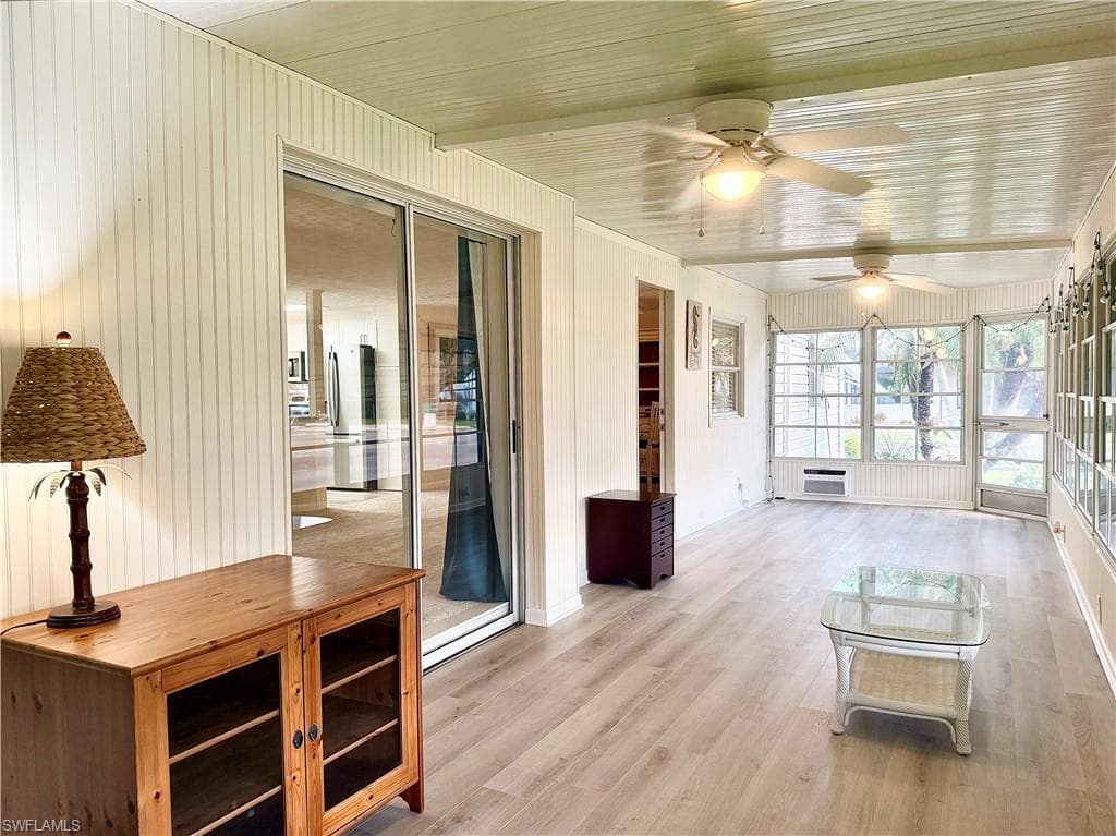 22 Turquoise AVE 22T-20