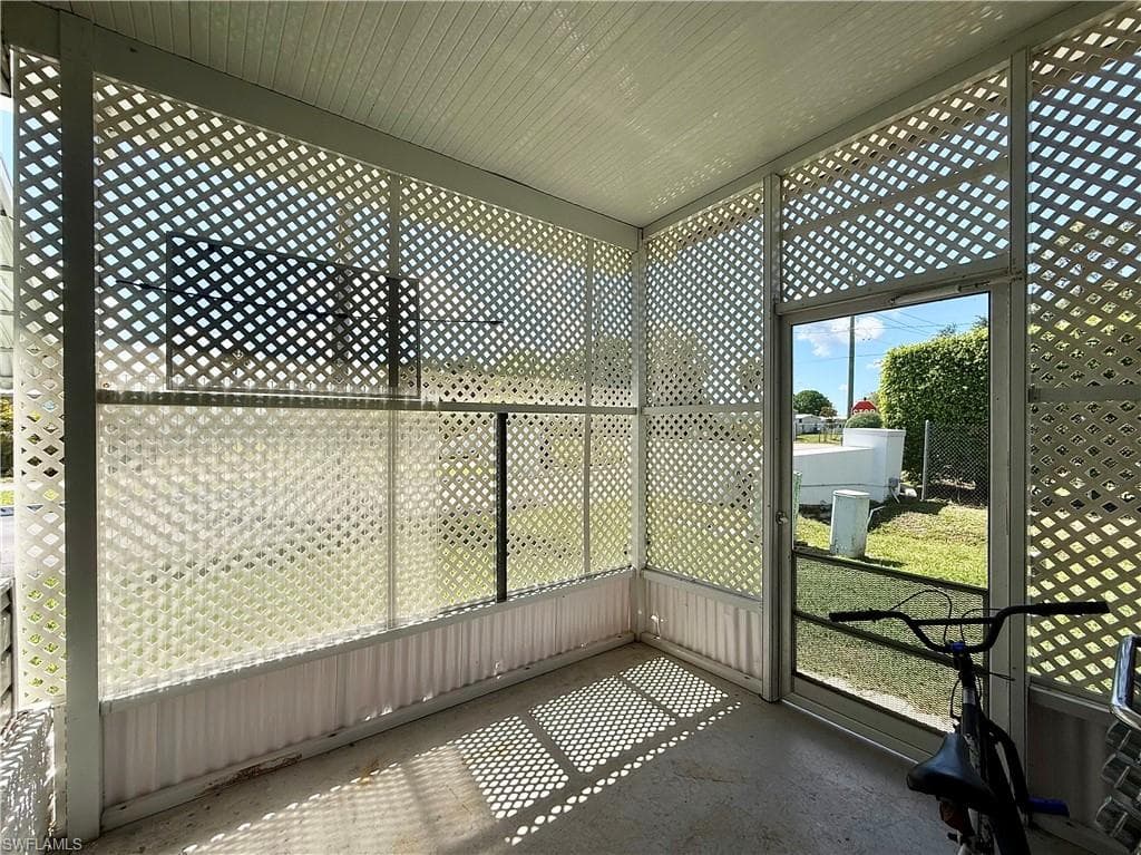 22 Turquoise AVE 22T-38