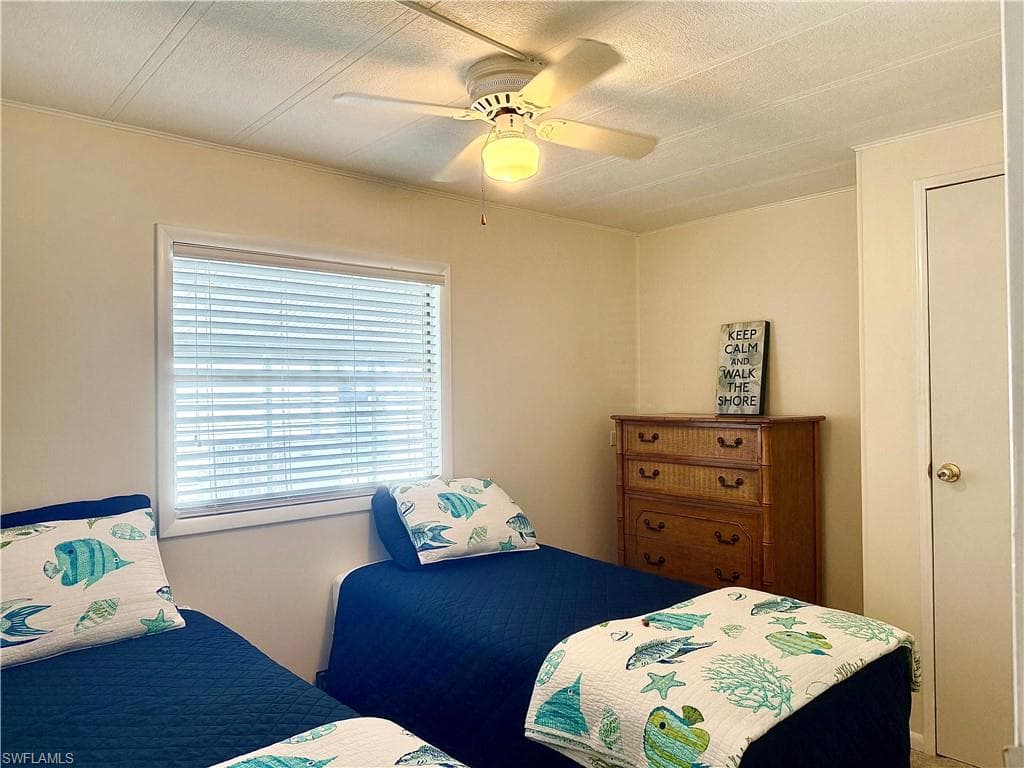 22 Turquoise AVE 22T-31