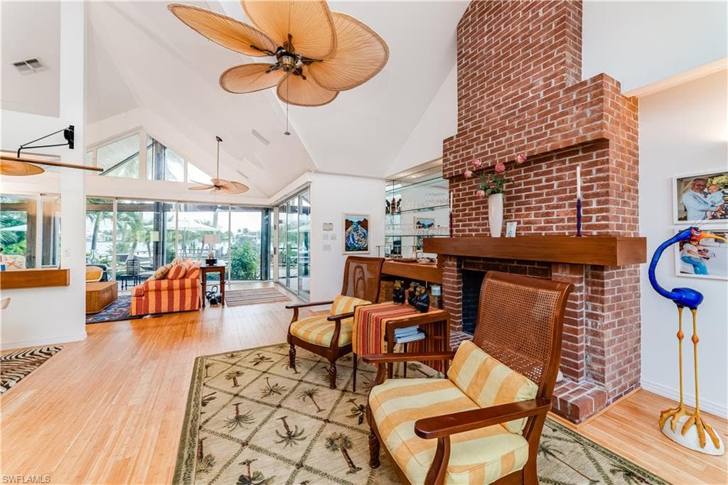 883 Galleon DR-6