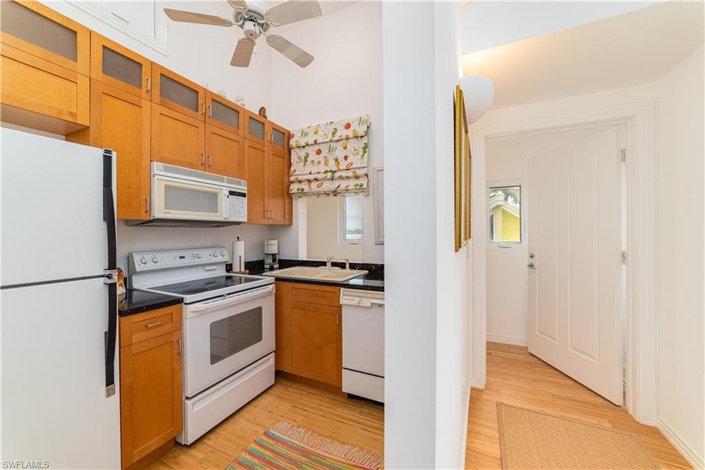 883 Galleon DR-25