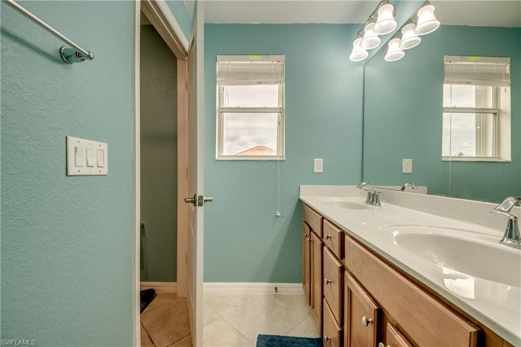 3613 Valle Santa CIR-30