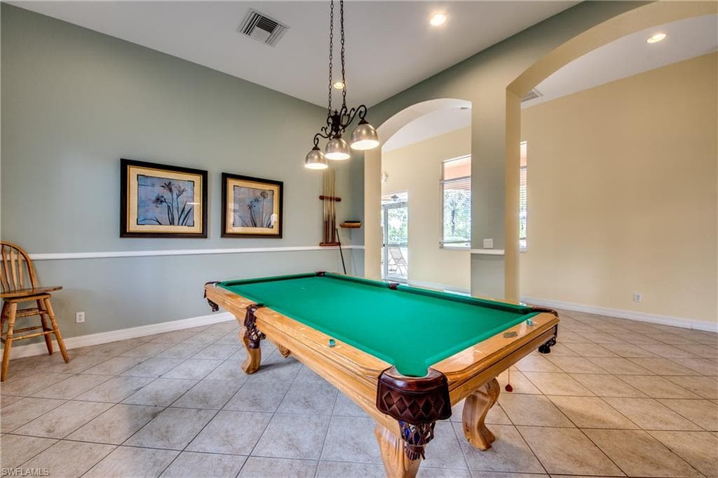 3613 Valle Santa CIR-45
