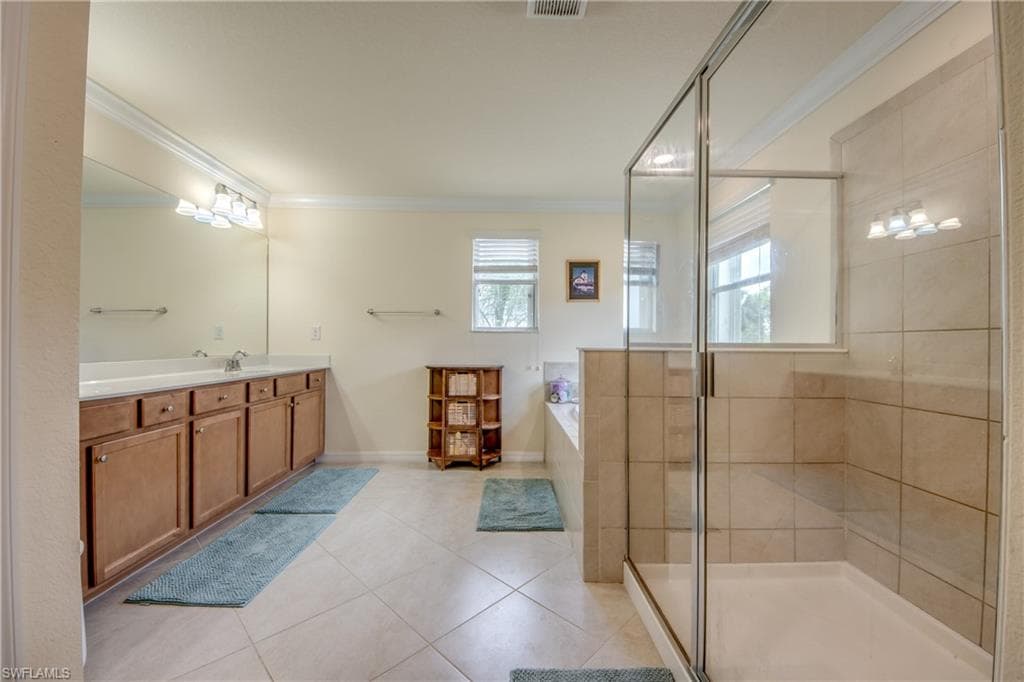 3613 Valle Santa CIR-18