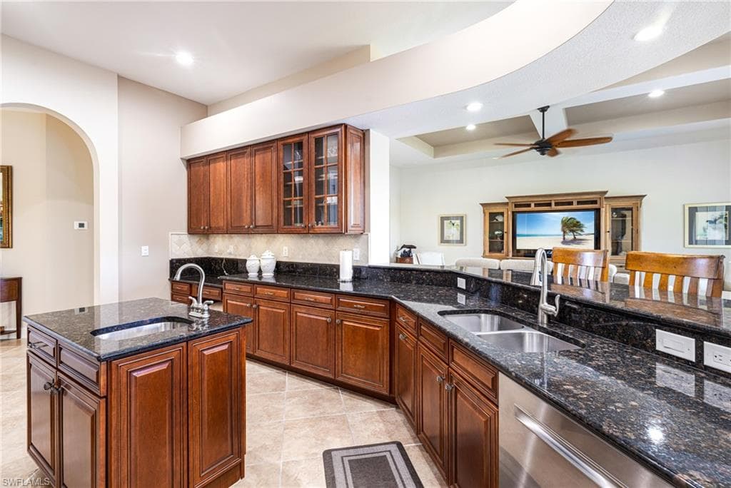 5710 Whispering Willow WAY-11