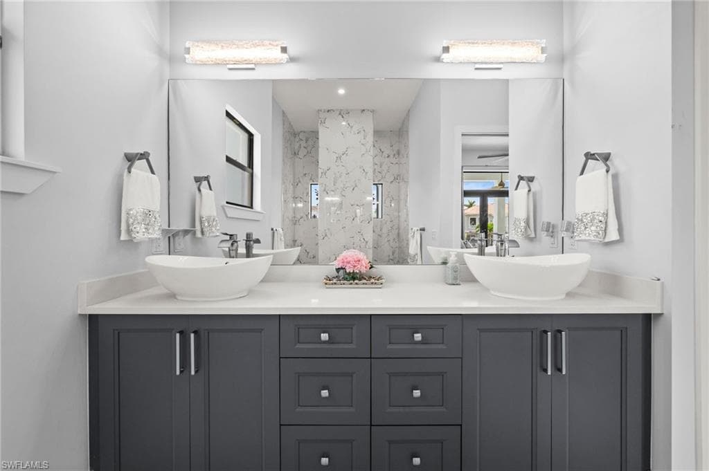 388 Pine AVE-23