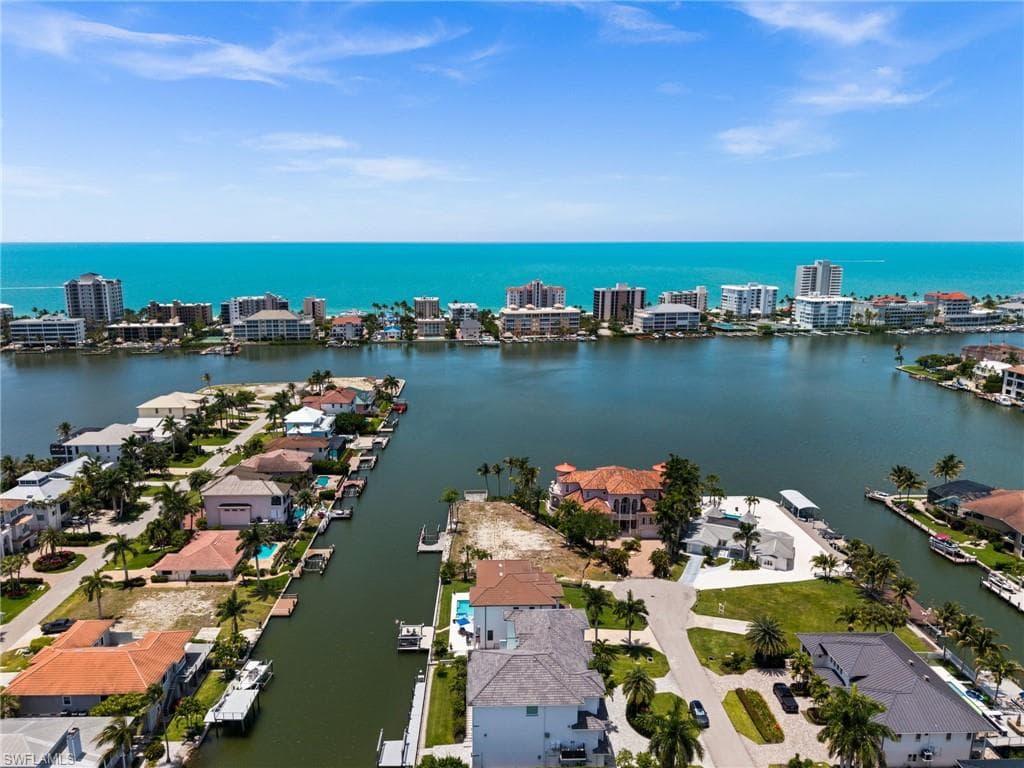 388 Pine AVE-5