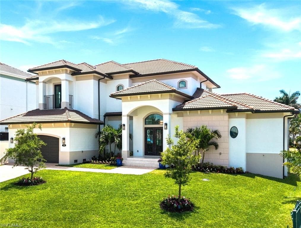 388 Pine AVE-11