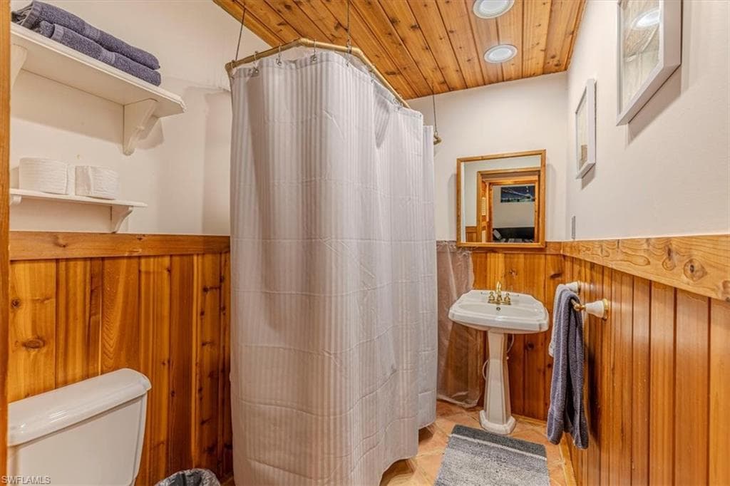 12964 Elm Creek CT-21