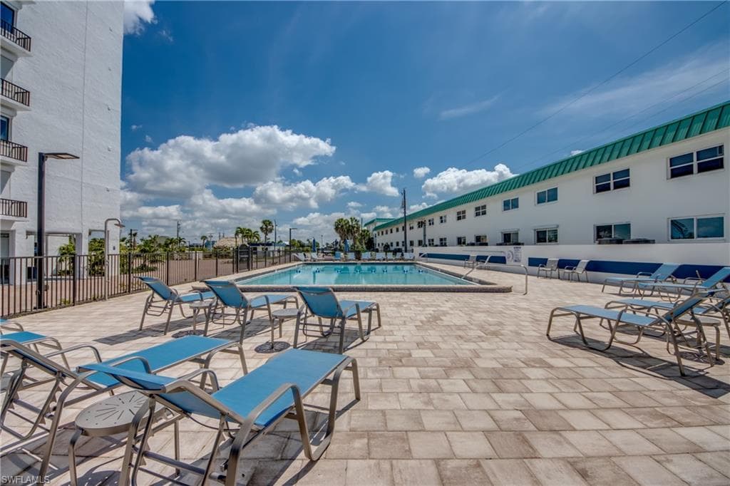 6400 Estero BLVD 1101-7