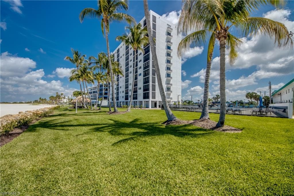 6400 Estero BLVD 1101-34
