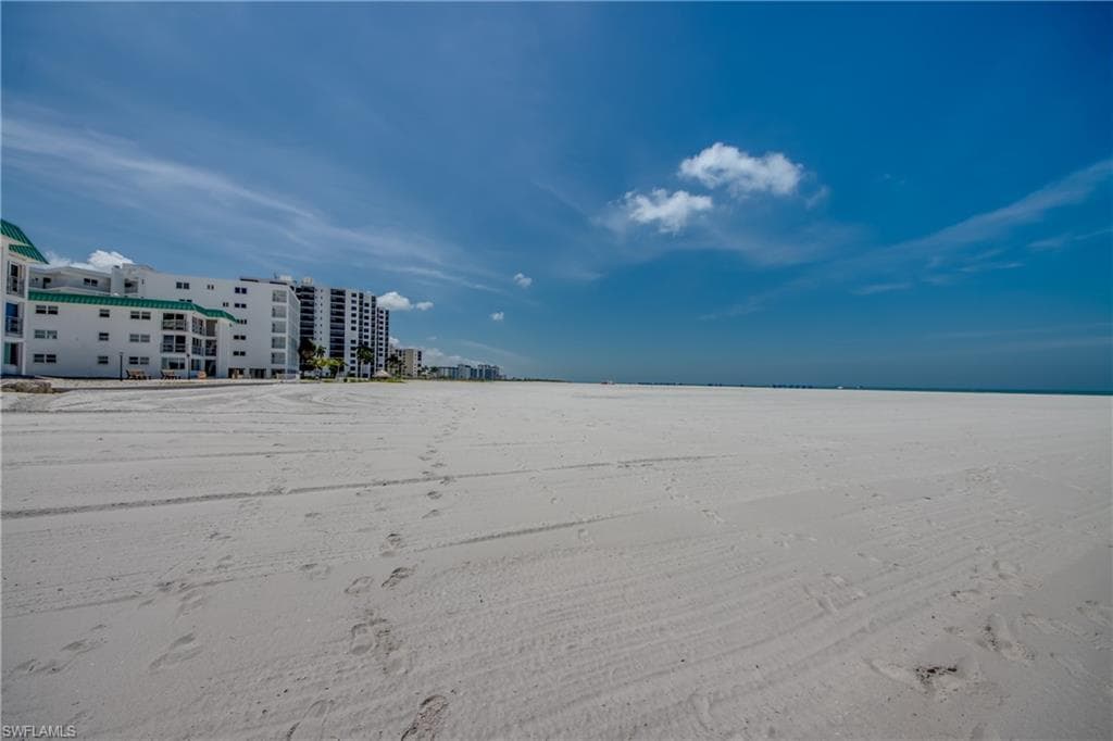 6400 Estero BLVD 1101-40