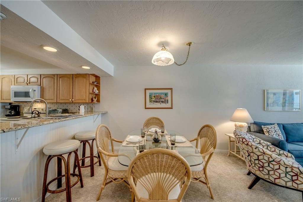 6400 Estero BLVD 1101-18