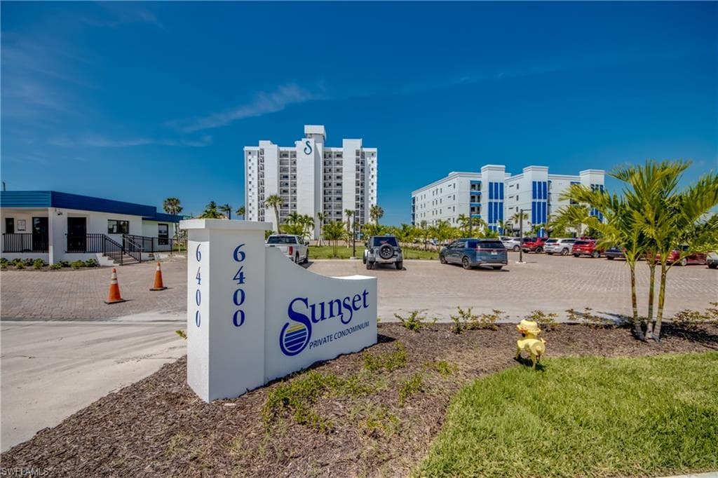 6400 Estero BLVD 1101-47