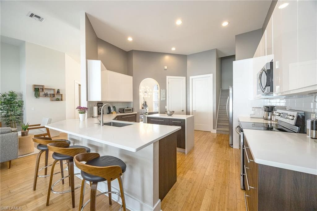 382 Burnt Pine DR-7