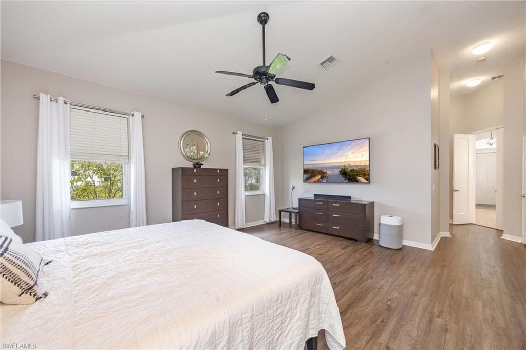 382 Burnt Pine DR-14