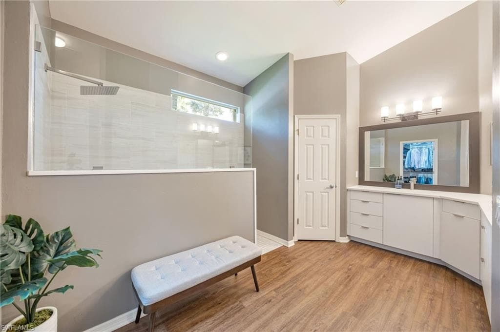 382 Burnt Pine DR-15