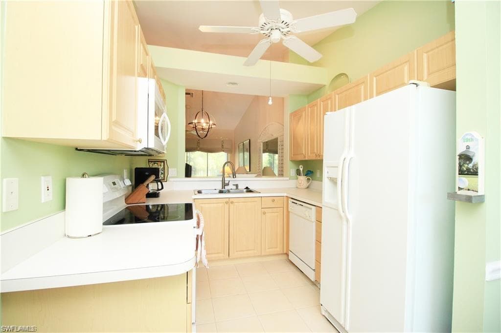2925 Cypress Trace CIR 201-3