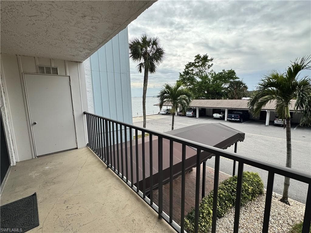 3490 N Key DR 203-21