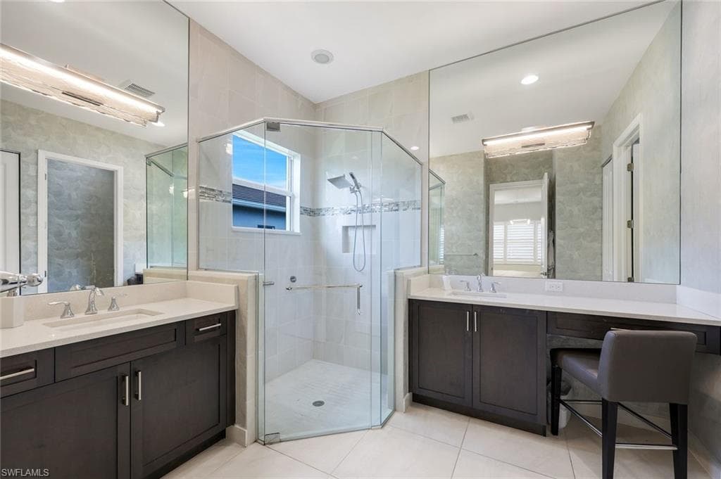 28393 Turin CT-12