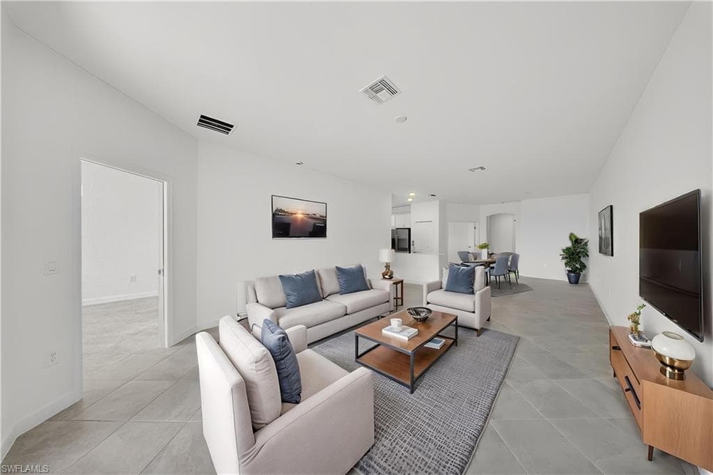 20559 Hazelnut CT S-9