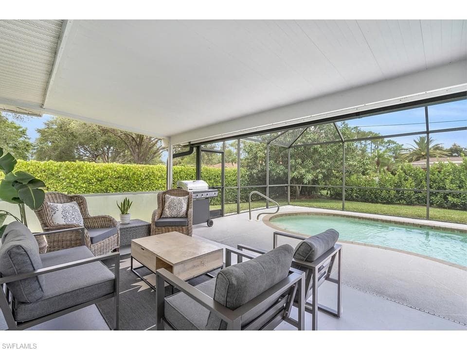250 Willowick DR-3
