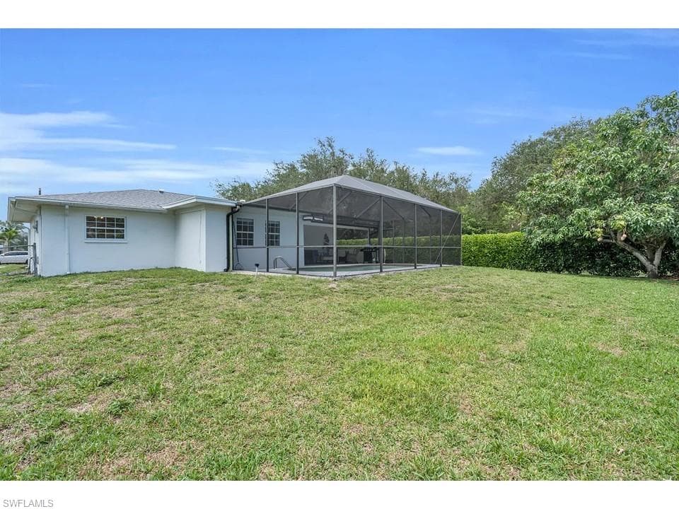 250 Willowick DR-14