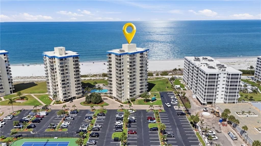 7300 Estero BLVD 102-43