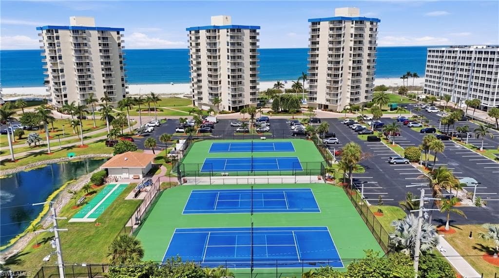 7300 Estero BLVD 102-3