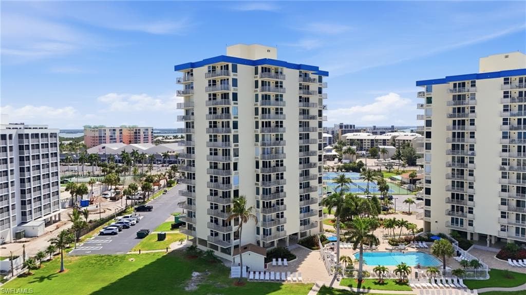 7300 Estero BLVD 102-37