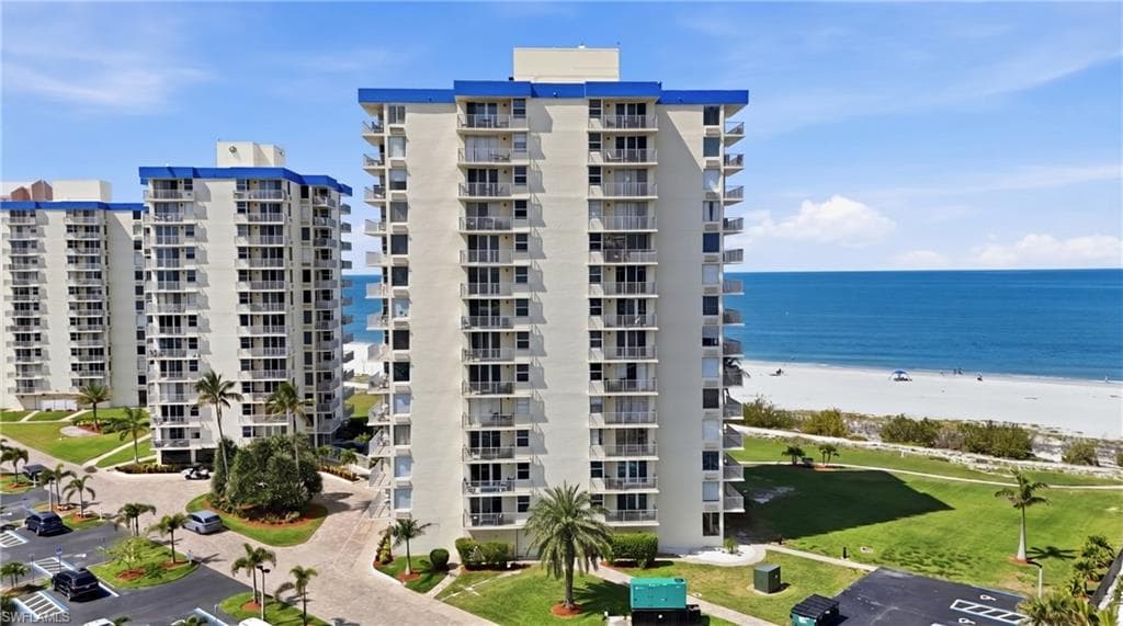 7300 Estero BLVD 102-35
