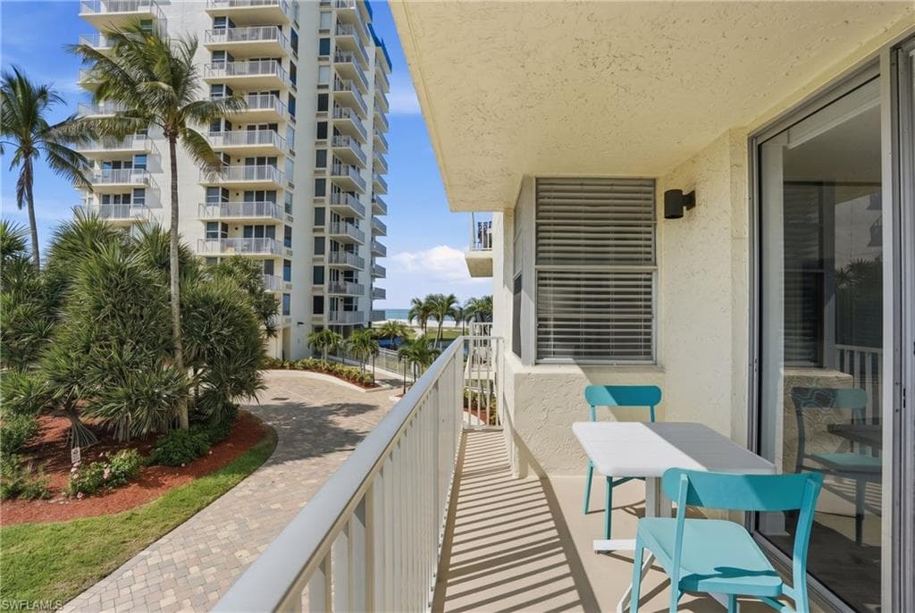 7300 Estero BLVD 102-8