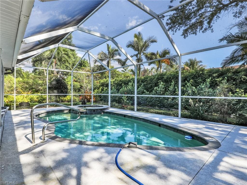 2554 Outrigger LN-20