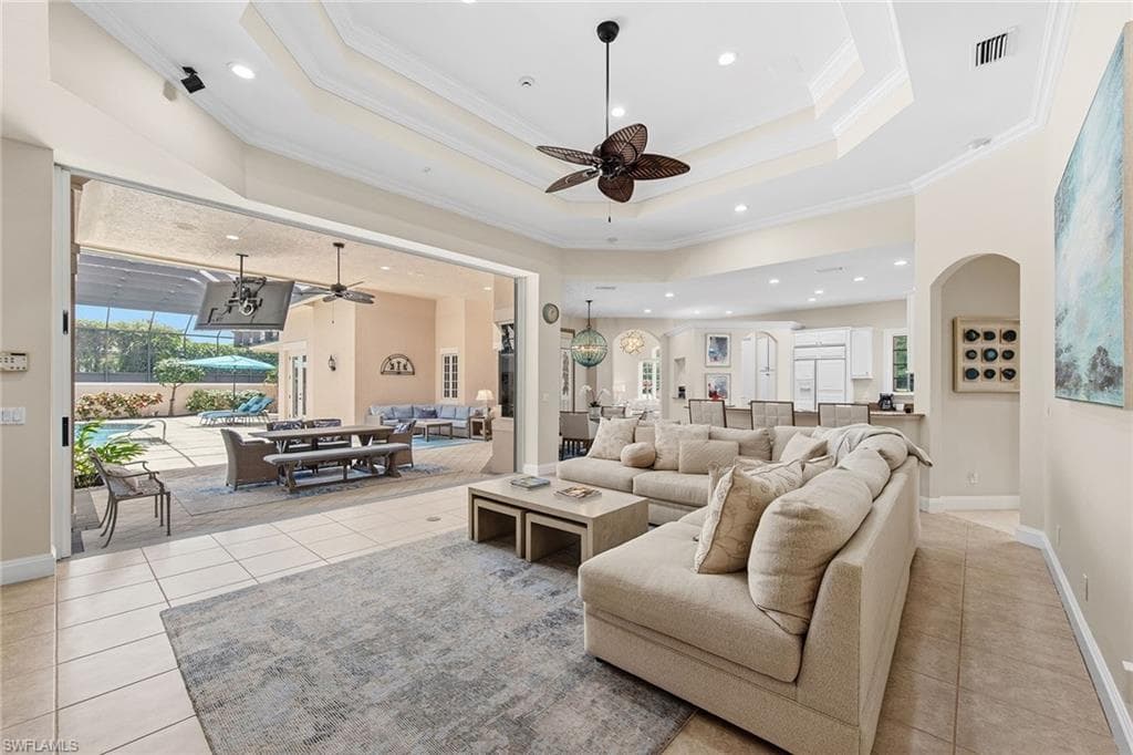 4661 Idylwood LN-12