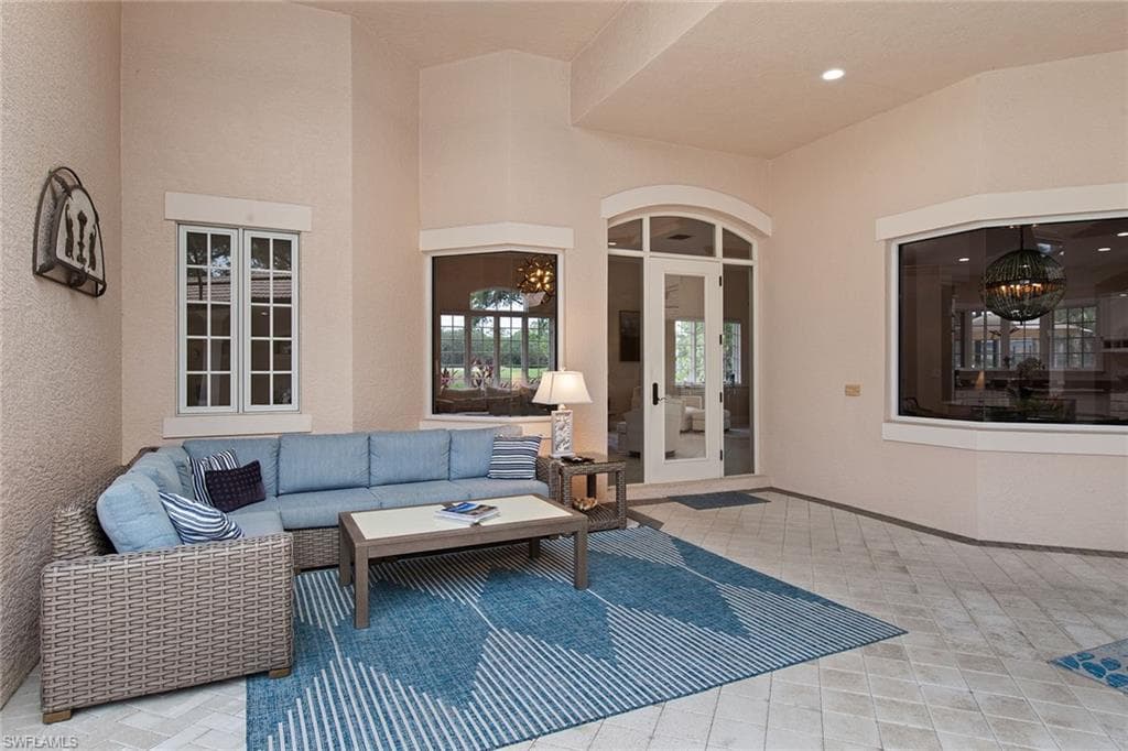 4661 Idylwood LN-22