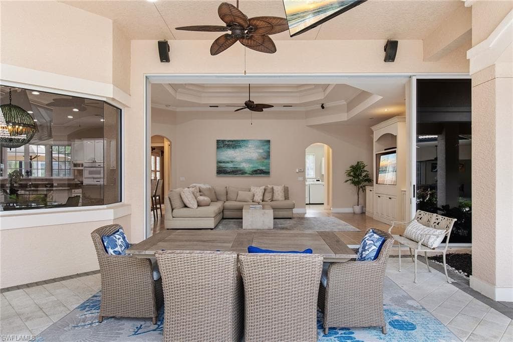 4661 Idylwood LN-25