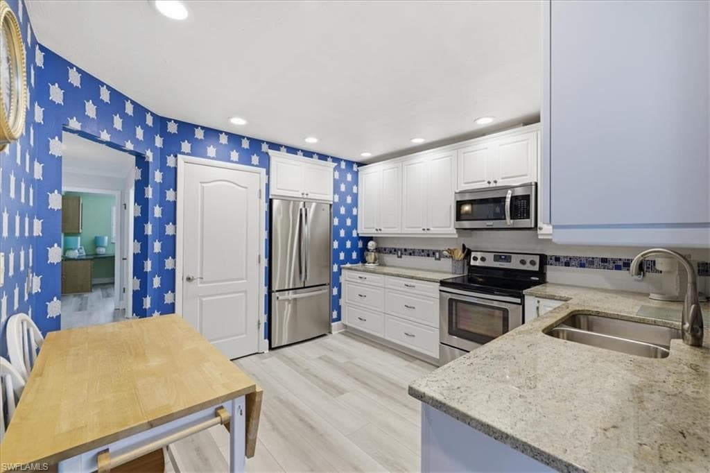 3356 N Key DR 7-12