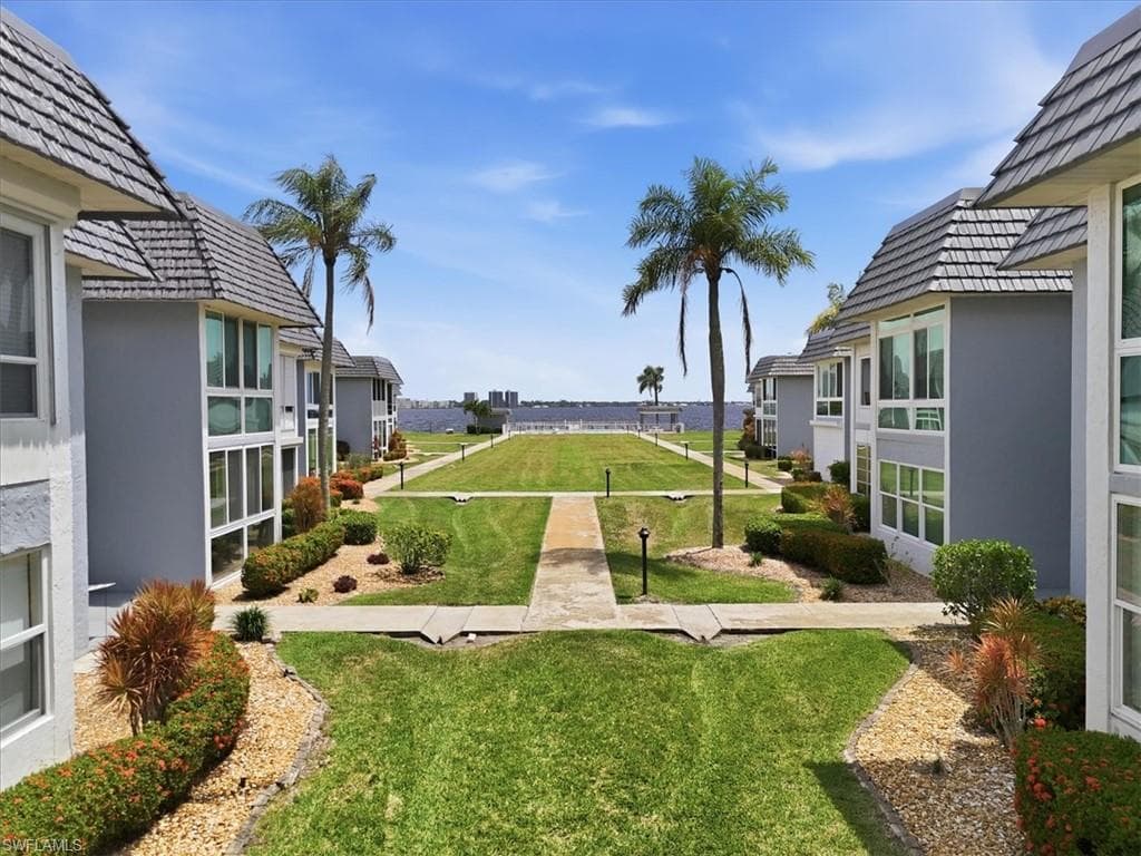 3356 N Key DR 7-20