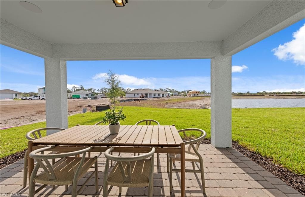 605 Oasis Lake PL-35